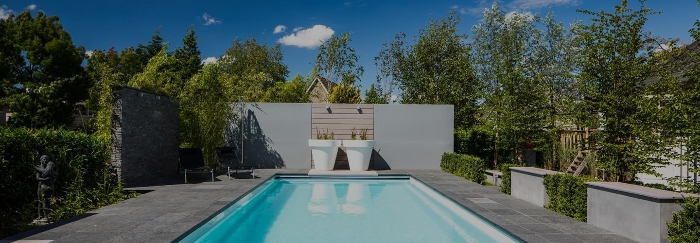 Starline Swimming Pools Luxury private indoor and outdoor swimming pools.